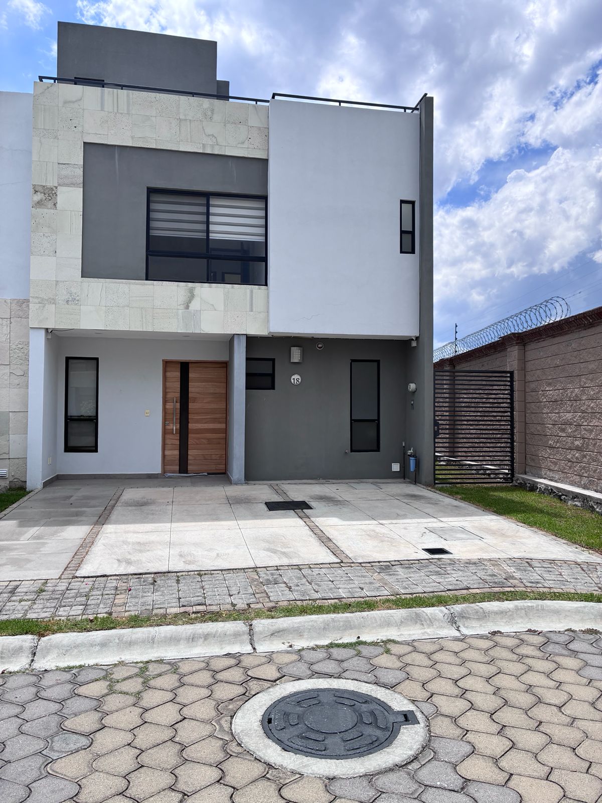 Renta Casa Altaria
