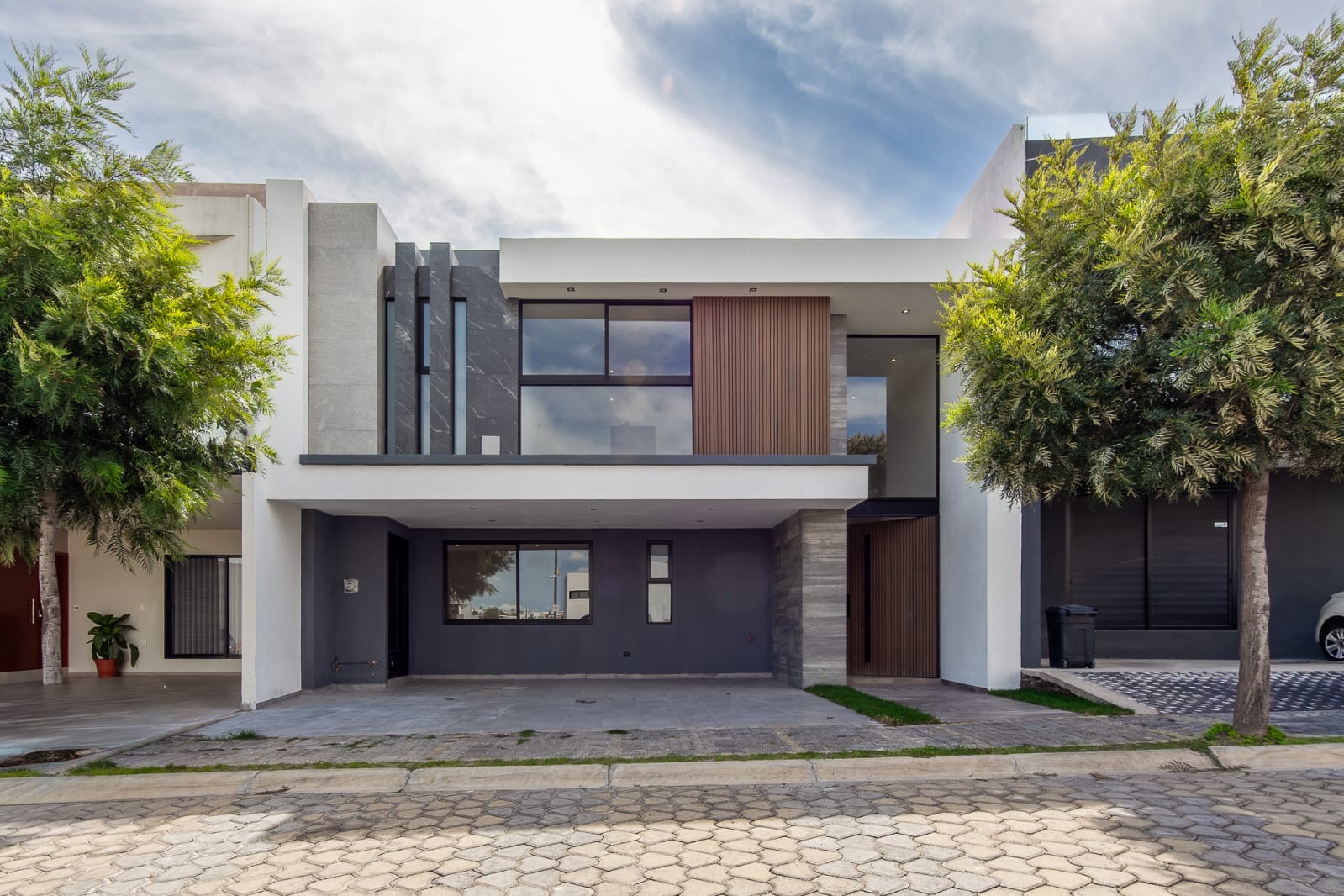 Cluster Sofia